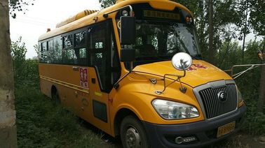 Scuolabus internazionale utilizzato YUTONG, scuolabus della seconda mano con 41 sedile