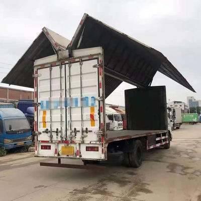 DONGFENG usato Van Cargo Truck 6 ruote 4X2 che pilotano il camion di Wing Van 180hp